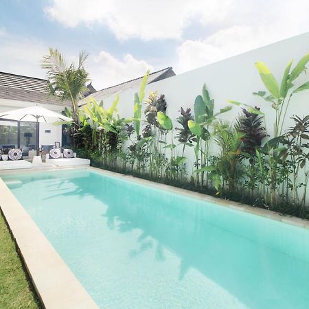 Jungle'S Door Ubud By Love Is Simple Экстерьер фото